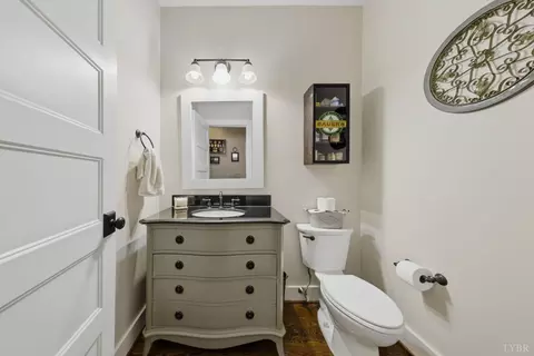 Bath - 279 Tradewind Dr, Evington, VA 24550 photo 2 of 9