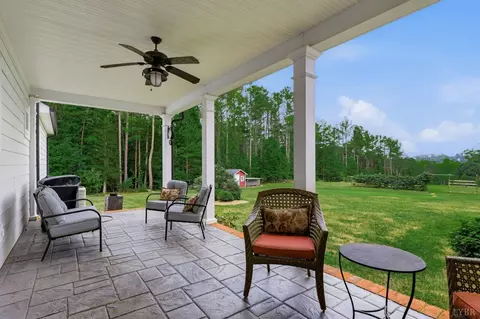Exterior - 279 Tradewind Dr, Evington, VA 24550 photo 4 of 8