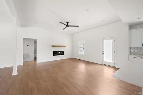 2831 Everett Rd, Forest, VA 24551 photo 8