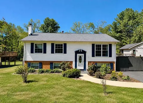 6276 Pawnee Dr, Lynchburg, VA 24502