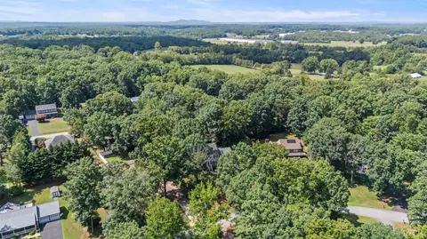 View/Area - 109 Britt Pl, Forest, VA 24551 photo 5 of 6