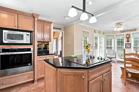 Kitchen - 119 Old Mill Ct, Amherst, VA 24521 photo 5 of 5