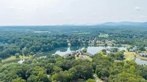 View/Area - 103 Waterview Cir, Forest, VA 24551 photo 4 of 5