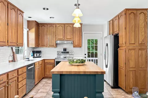 Kitchen - 103 Waterview Cir, Forest, VA 24551 photo 1 of 6
