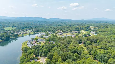 View/Area - 103 Waterview Cir, Forest, VA 24551 photo 3 of 5