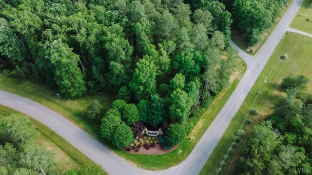 305 Runaway Bay Rd, Lynch Station, VA 24571