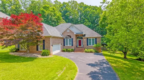 137 Marguerite Dr, Lynchburg, VA 24502