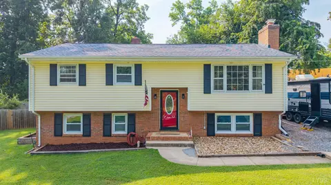 1107 Ashley Dr, Lynchburg, VA 24501