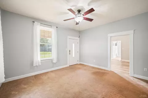 Living - 1283 Gladden Cir, Forest, VA 24551 photo 1 of 4