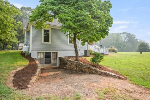 Exterior - 1283 Gladden Cir, Forest, VA 24551 photo 10 of 17