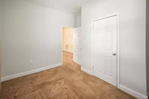 Bedroom - 1283 Gladden Cir, Forest, VA 24551 photo 2 of 4