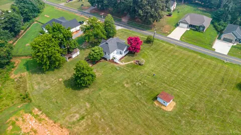 View/Area - 1283 Gladden Cir, Forest, VA 24551 photo 3 of 6