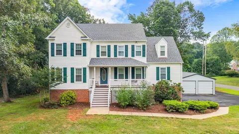 1030 Briar Ridge Pl, Forest, VA 24551