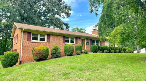1073 Franklin Farm Rd, Lynchburg, VA 24502