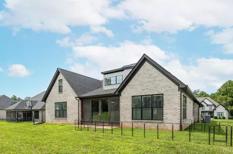 Exterior - 942 Leander Dr, Forest, VA 24551 photo 9 of 11