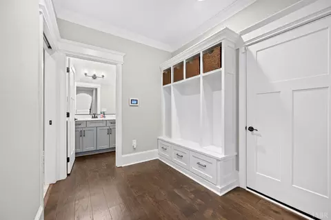 Entry Way - 942 Leander Dr, Forest, VA 24551 photo 4 of 6