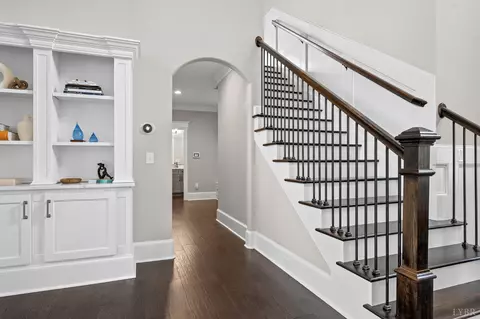 Entry Way - 942 Leander Dr, Forest, VA 24551 photo 3 of 6