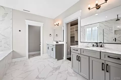 Bath - 942 Leander Dr, Forest, VA 24551 photo 1 of 7