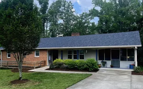 2305 Hawthorne Rd, Lynchburg, VA 24503