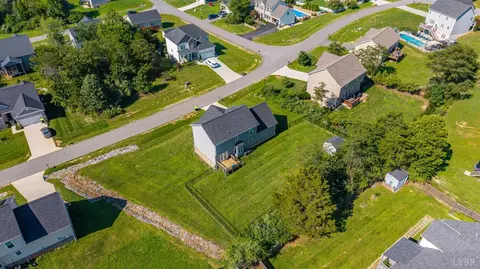 View/Area - 217 Traverse Dr, Evington, VA 24550 photo 2 of 6