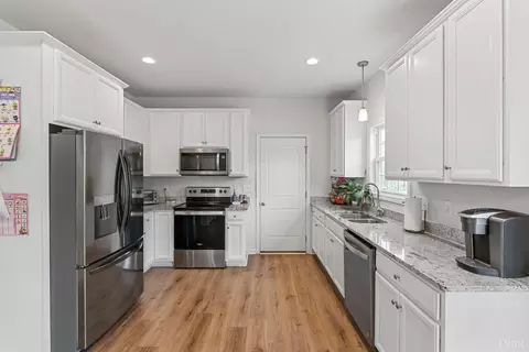 Kitchen - 217 Traverse Dr, Evington, VA 24550 photo 1 of 4