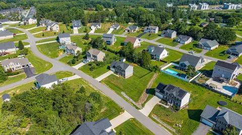 View/Area - 217 Traverse Dr, Evington, VA 24550 photo 4 of 6