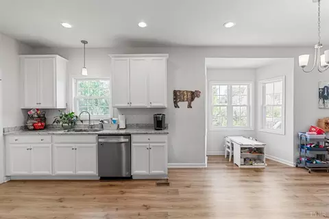 Kitchen - 217 Traverse Dr, Evington, VA 24550 photo 2 of 4