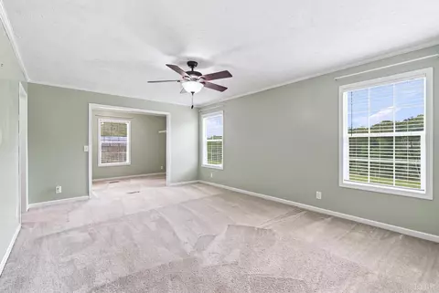 Living - 195 Finders Way, Amherst, VA 24521 photo 5 of 11