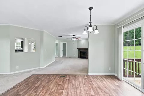 Living - 195 Finders Way, Amherst, VA 24521 photo 8 of 11
