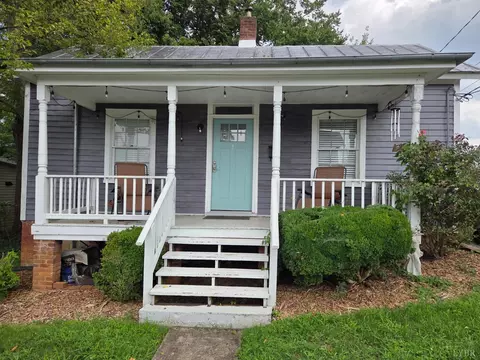 106 Willow St, Lynchburg, VA 24503