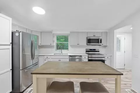 7032 Stage Rd, Concord, VA 24538 photo 6