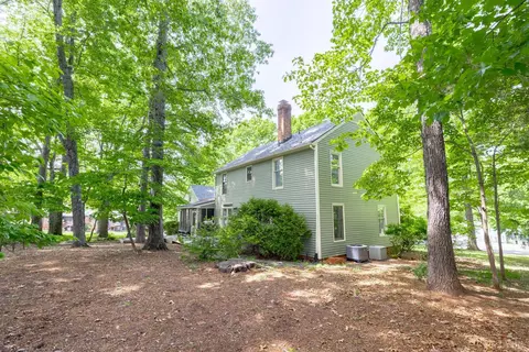 Exterior - 1103 Ivy Pl, Forest, VA 24551 photo 7 of 16