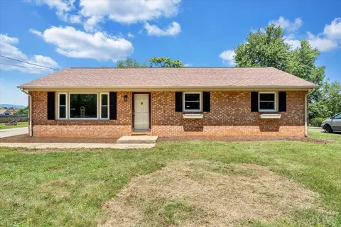 1002 Green Meadow Rd, Bedford, VA 24523