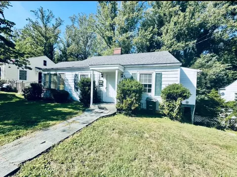 4010 Summit St, Lynchburg, VA 24503