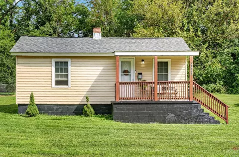 2206 Haden St, Lynchburg, VA 24501