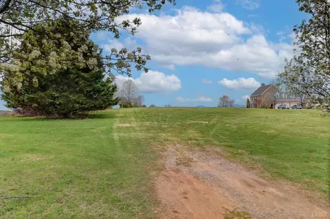 Exterior - 3471 Bellevue Rd, Forest, VA 24551 photo 6 of 24