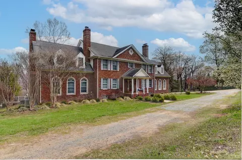 Exterior - 3471 Bellevue Rd, Forest, VA 24551 photo 5 of 24