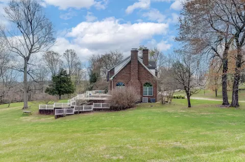 Exterior - 3471 Bellevue Rd, Forest, VA 24551 photo 9 of 24