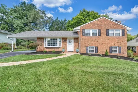 3431 Ashmeade Dr, Roanoke, VA 24018
