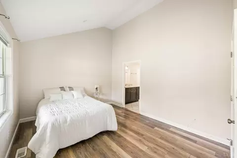 Bedroom - 117 E Otter Ridge Dr, Goode, VA 24556 photo 1 of 6