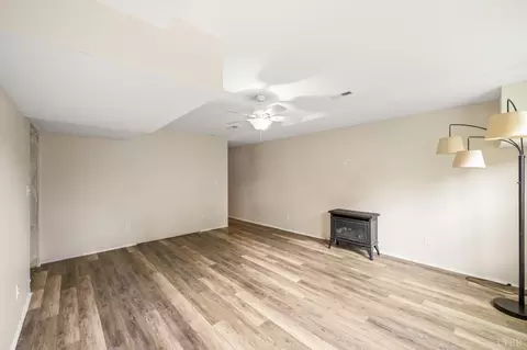 Living - 117 E Otter Ridge Dr, Goode, VA 24556 photo 5 of 6