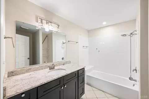 Bath - 117 E Otter Ridge Dr, Goode, VA 24556 photo 4 of 8