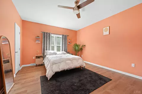 Bedroom - 266 Spring Grove Rd, Spout Spring, VA 24593 photo 5 of 6