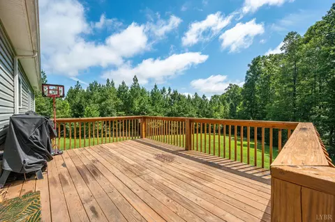 Exterior - 266 Spring Grove Rd, Spout Spring, VA 24593 photo 5 of 7
