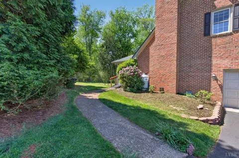 Exterior - 309 Eastwind Dr, Forest, VA 24551 photo 13 of 24