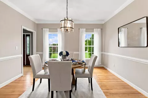 Dining - 1440 Ty Bluff Rd, Forest, VA 24551 photo 2 of 3