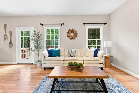 Living - 1440 Ty Bluff Rd, Forest, VA 24551 photo 2 of 4