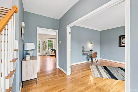 Entry Way - 1440 Ty Bluff Rd, Forest, VA 24551 photo 4 of 7