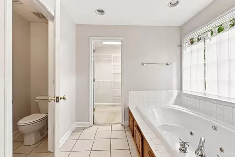 Bath - 1440 Ty Bluff Rd, Forest, VA 24551 photo 4 of 7