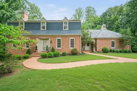 4768 John Scott Dr, Lynchburg, VA 24503